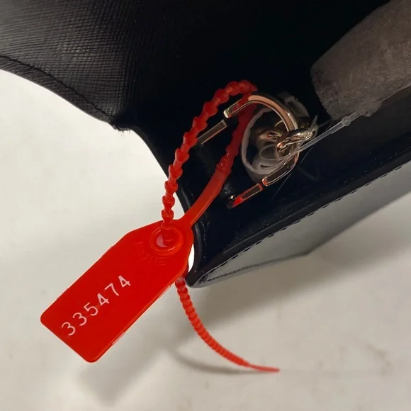 Kate Spade Carson Convertible Crossbody Black Saffiano Leather Preppy NWT - Picture 15 of 15